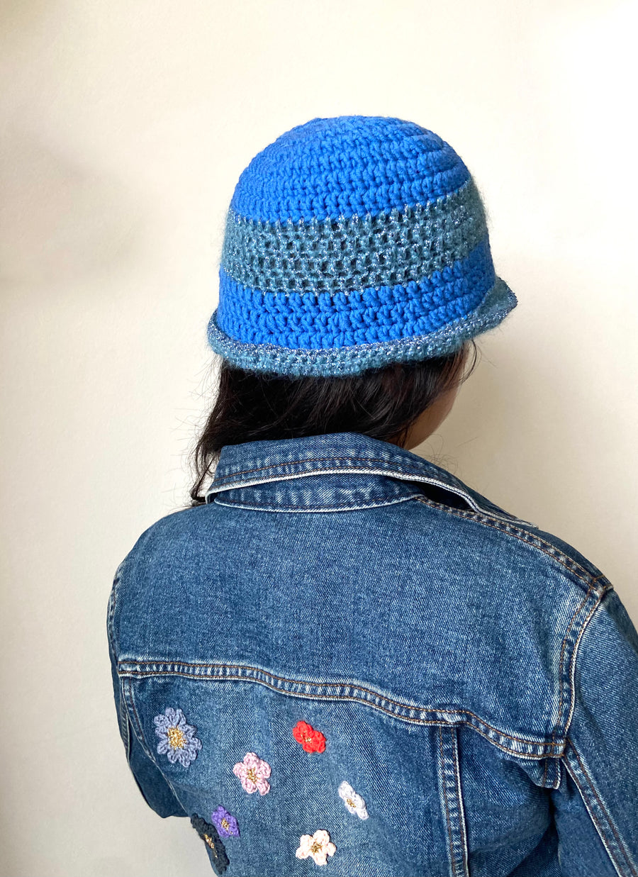 anabaum hat wooly made of merino wool in shades of blue with some matching metallic yarn for added bedazzle!