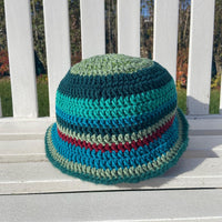 Green bucket hat - wool, size medium