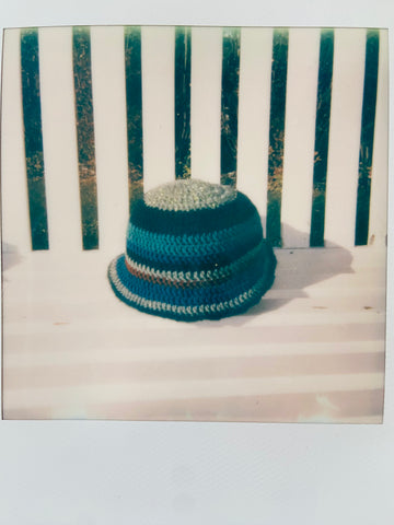 Green bucket hat - wool, size medium
